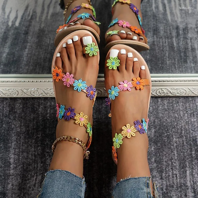 Verão mulheres doces boho sandálias pérolas decoração de couro apartamentos de plus size de praia sapatos de férias de areia zapatos