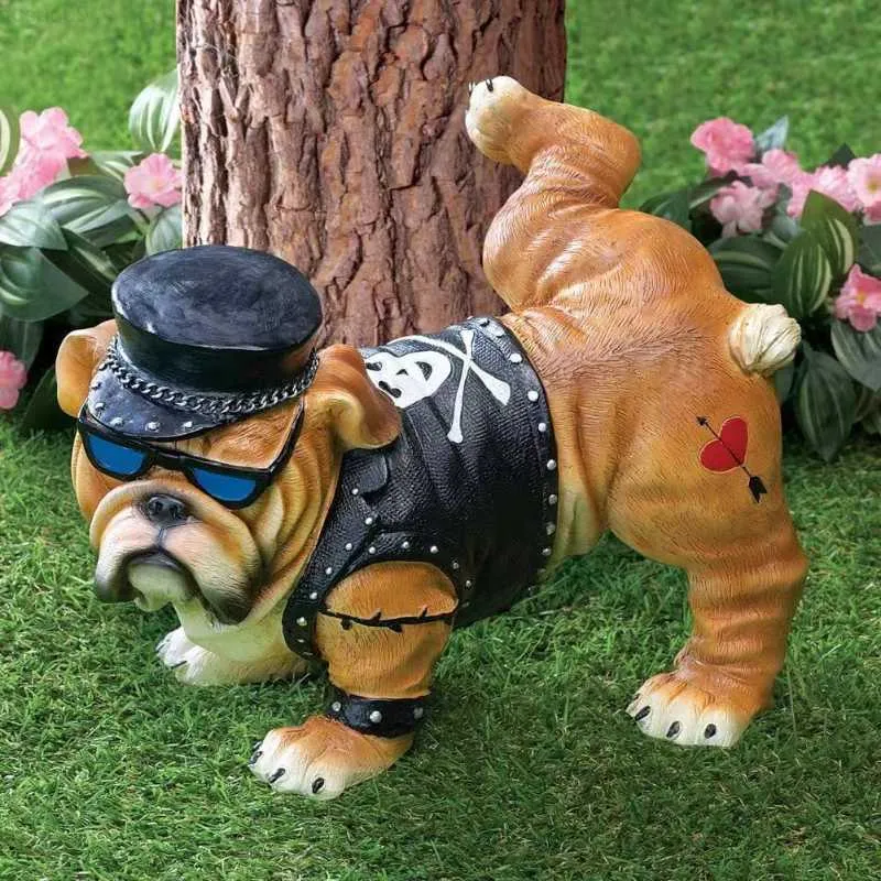 Decorações de jardim nova estátua de cachorro valentão bulldog fazendo xixi com óculos de sol nórdico criativo animais engraçados gnomo decoração de jardim escultura 2022 l230714