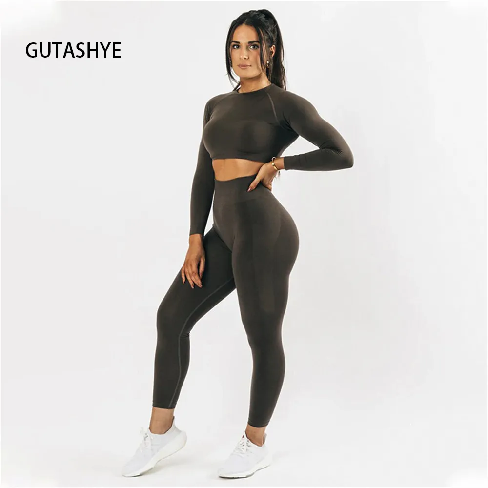 Yoga-outfit Gutashye dames trainingspak naadloze set sportpak voor fitness crop top met lange mouwen gymkleding dames workout sportkleding 230713