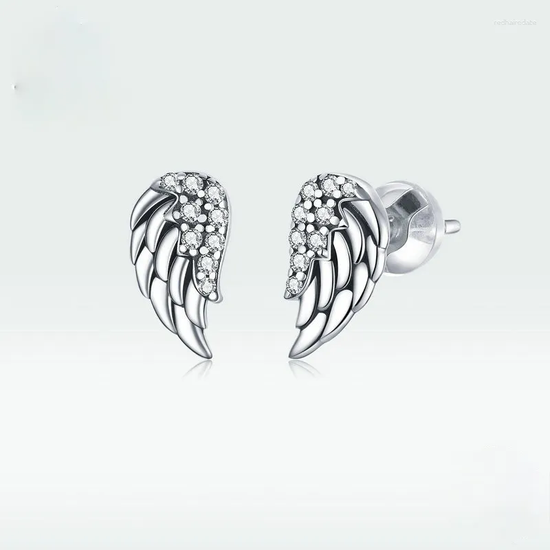 Stud Oorbellen Verzilverd Retro Angel Wing Charm Women's Shining Zircon Sieraden Bruiloft Engagement Accessoires