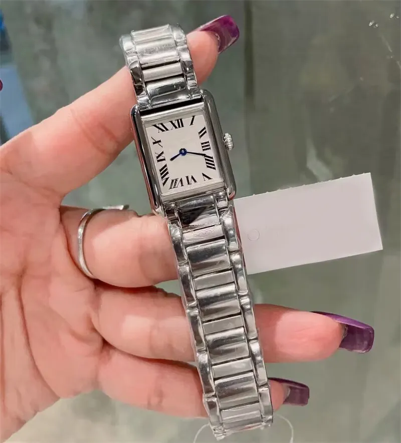 Montre étanche montre réservoir carré pour dame bracelet en acier inoxydable verre saphir étanche montre mouvement à quartz premium montres plaqué or dh014 E23