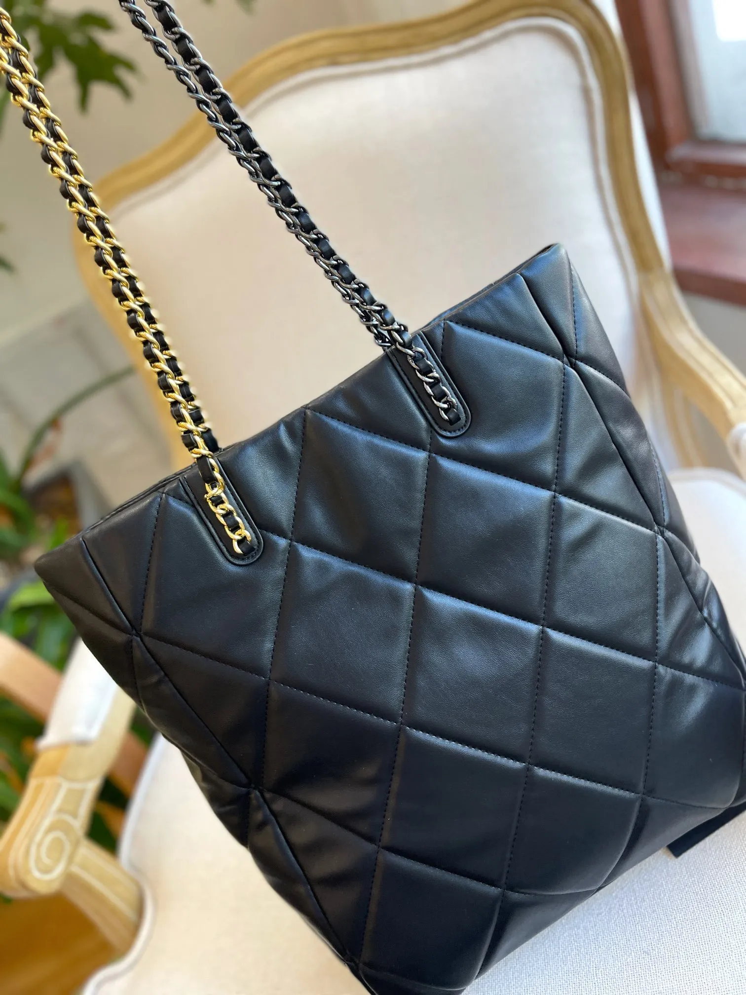 Luxury large the tote bag leather designer handbags Grand Shopping Top Handle Handbag Chain Shoulder Tote Travel CC Turn-lock diamond-quilted Purse Satchels Bag