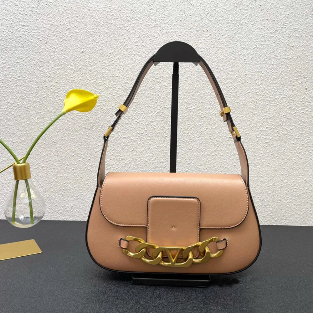 2023 Boutique Raccomandazione Borsa da ascellare da donna in pelle bovina rosa Borsa classica con patta interna Borsa a tracolla portatile con interstrato nascosto Moda di lusso Stile di marca francese