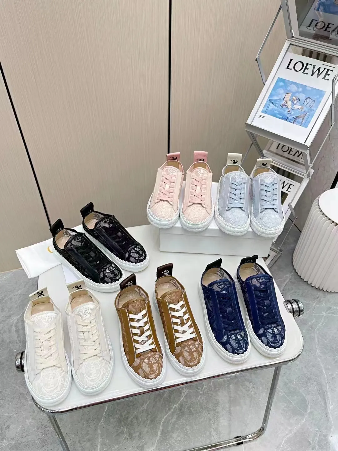 2023 C H L O E klassiska skor Summer Lace broderade platt löpskor avslappnad sport sneaker tjock sula mesh mode lyx varumärke kvinnors nät sexiga sneakers