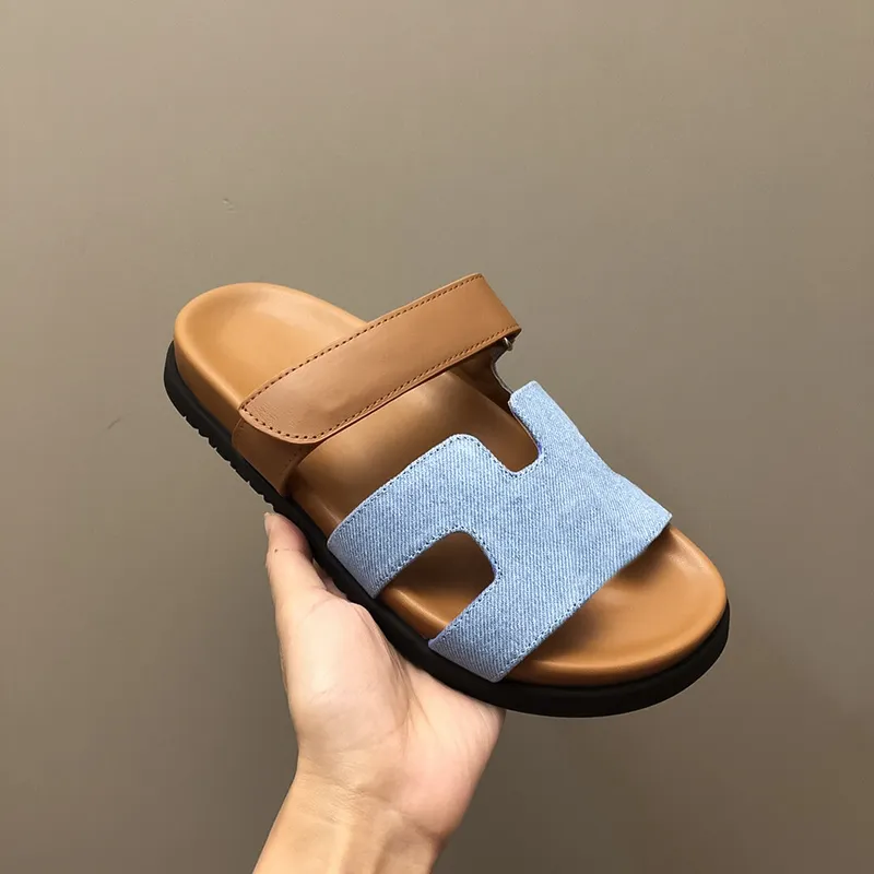 Couples high-end matte leather outdoor sandals and slippers luxurious designer open-toe hook&loop beach shoes mens and womens shoes Sizes 35-45 +box