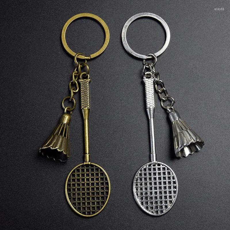 Nyckelringar vintage mini metall badminton nyckelring för kvinnor män söt sport bil nyckelring ryggsäck hänge par vän nyhet gåva