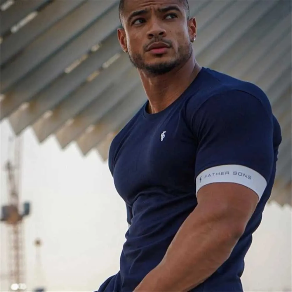 2022 Mens Short Sleeve Cotton Muscle Fit T Shirts For Workout, Gym