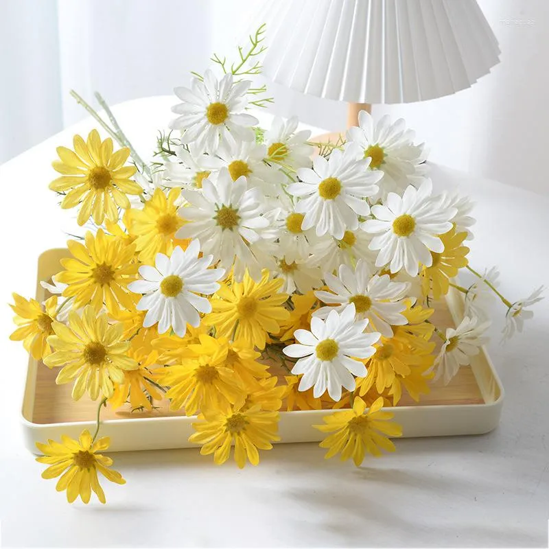 Dekorativa blommor Simulerade holländska krysantemum Little Daisy Persian Wedding Home El Pography Decoration Props