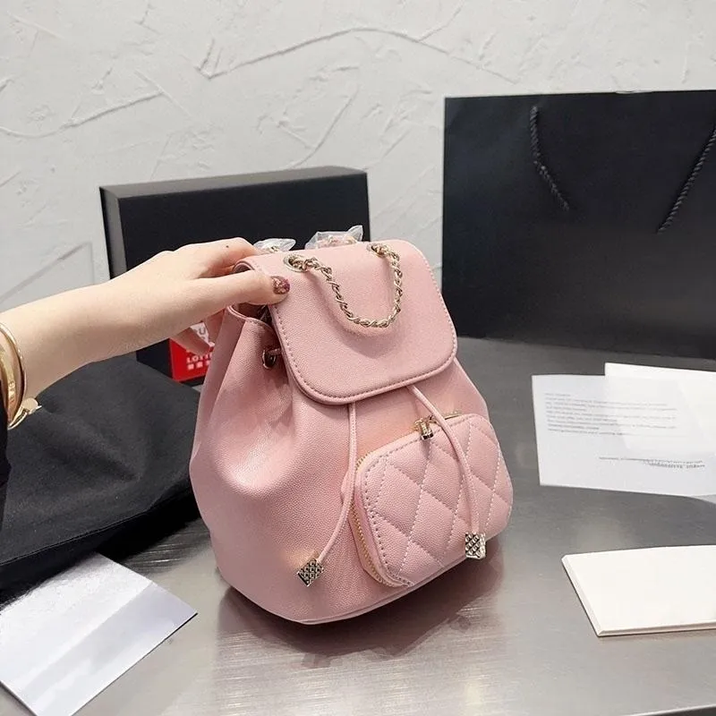 Ryggsäck Mini Bookbag S handväskor Tygväska Designer Purse Lambskin Bag Laptop quiltad handväska för kvinnor 20 cm