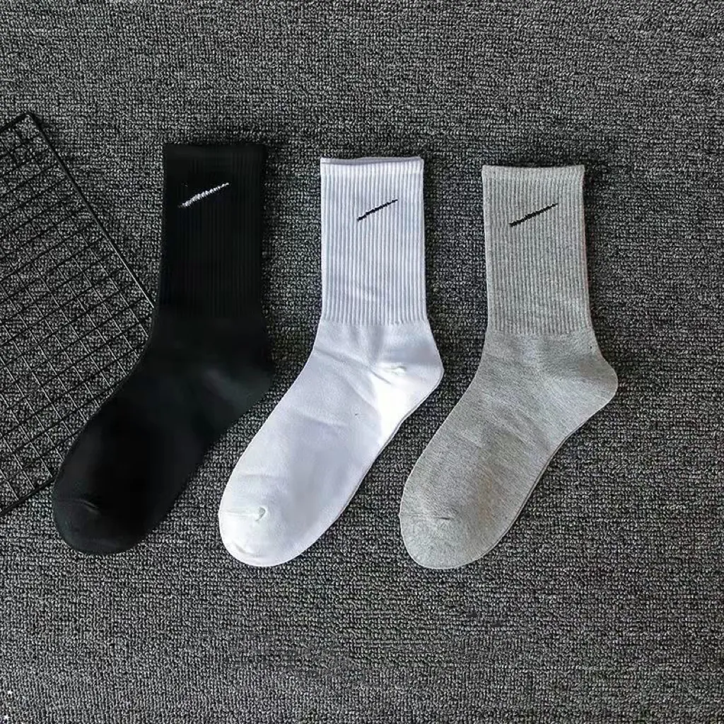Calcetines deportivos medias hombres y mujeres calcetines deportivos de algodón 10 colores 3 longitudes Precio al por mayor Ins Estilo caliente E78Q