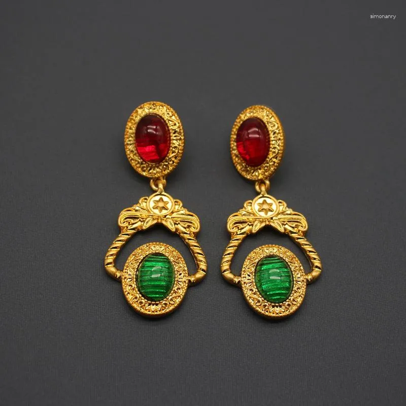 Boucles d'Oreilles Pendantes 1 Paire 6.5x2.9cm Gemmes de Couleur Médiévale Verre Vintage Épaule Balayage Noble Italien