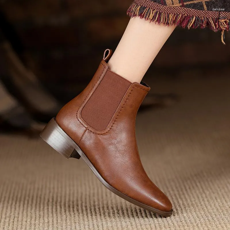 Botas 2023 outono feminino curto bico quadrado salto grosso para inverno tornozelo liso moderno preto