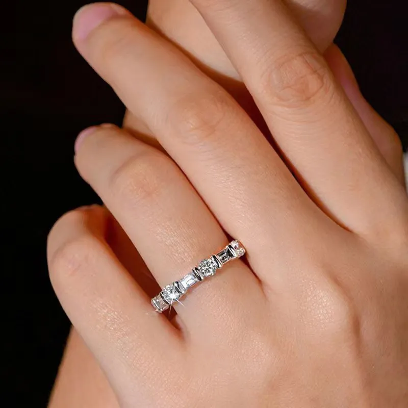 Venta de anillos de boda hechos a mano, joyería de moda sencilla, circonita cúbica blanca B5A de talla redonda, diamantes CZ, anillo de eternidad para fiestas de mujer._voghion.com