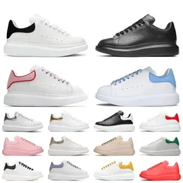 Mens Tracksuits Luxury Men Women Designer Casual Shoes White Black Pink Blue Green Red Calf Leather Laceup Sneaker Oversized Rubber Sole Trainers Flat Loafers Platf