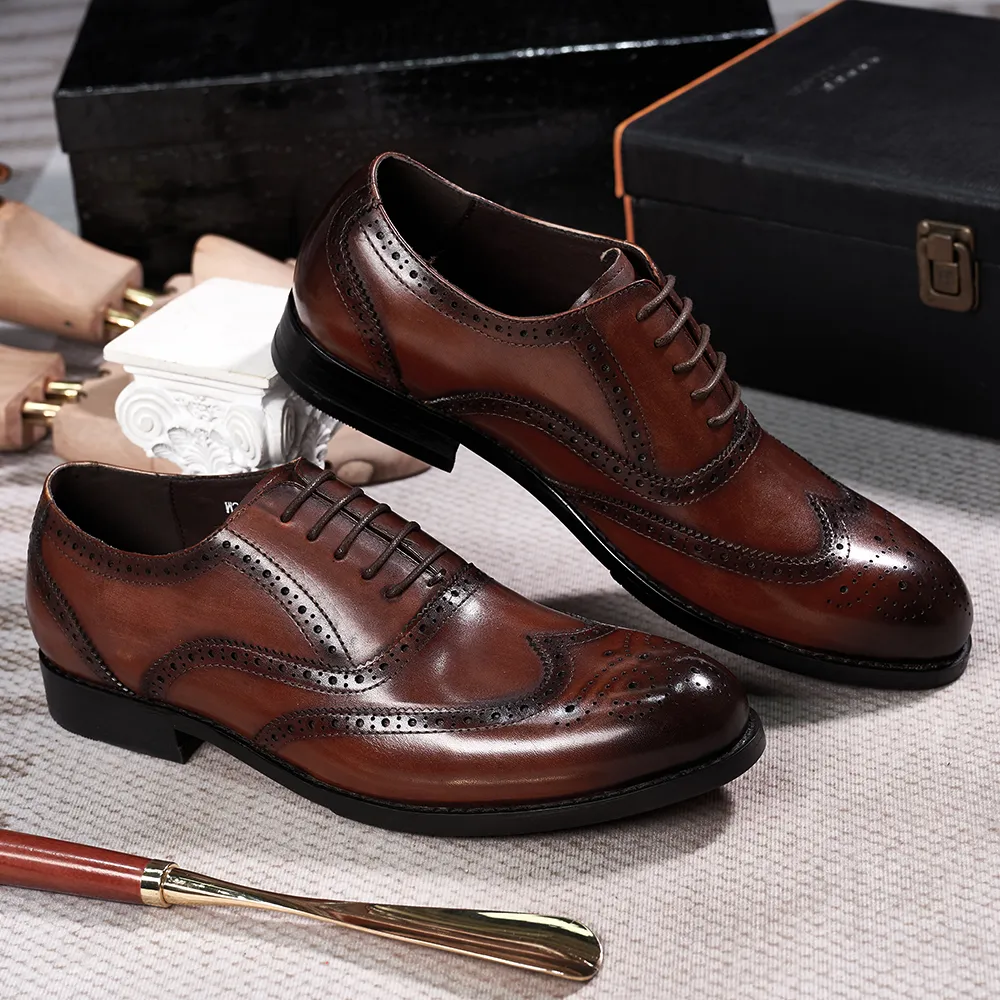 Classic Men's Oxford Dress Shoes Genuine Leather Male Brogue Designer Lace-Up Wingtip Wedding Party Office Formal Shoes for Men