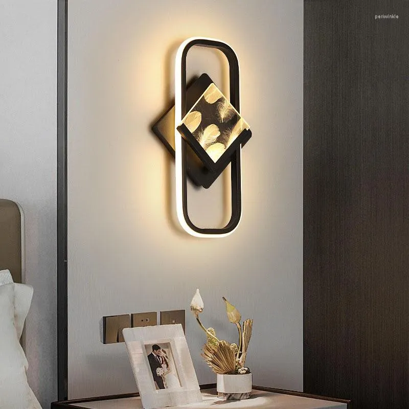 Настенная лампа творческий акриловый перо светодиодный декор спальни.