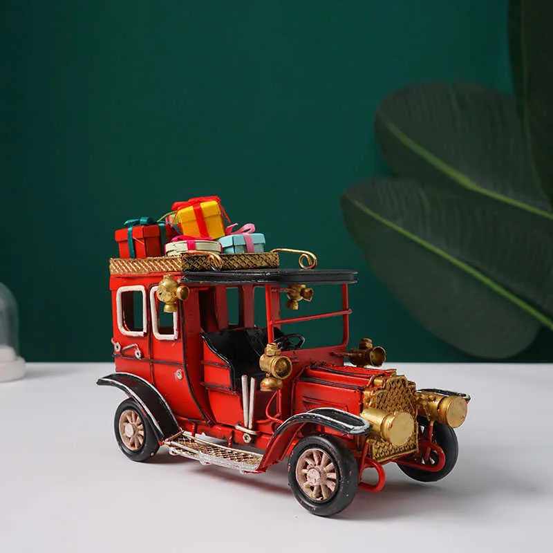 Posacenere Metallo ic auto modello in miniatura vivente decorazione bancone regalo retrò casa decorazioni natalizie Bar Cafe RestaurantArts e Cr x0627