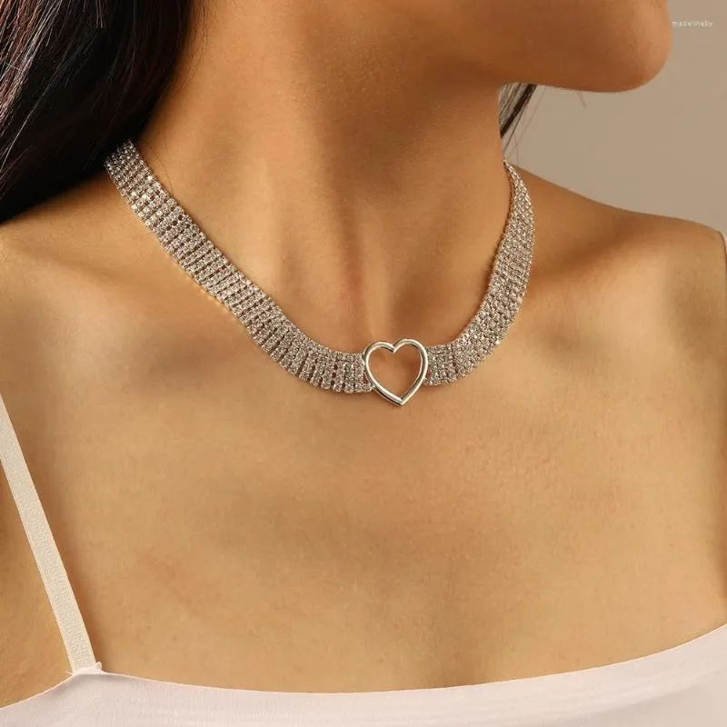 Chaînes 17KM couleur argent coeur Zircon clavicule chaîne collier pour femmes filles élégant large zircon cubique tour de cou bijoux de mode