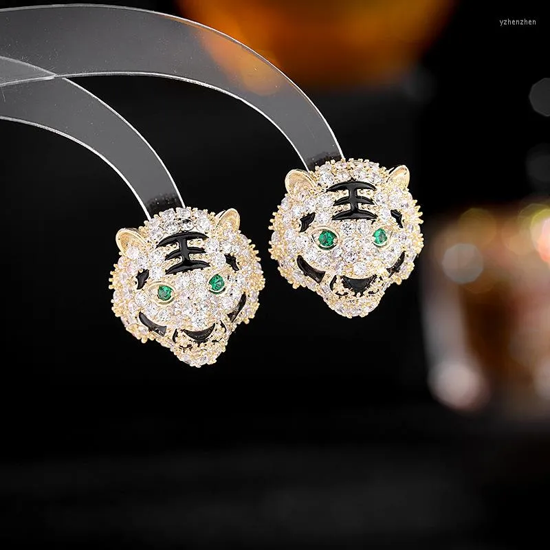 Orecchini pendenti Personalità Creativa S925 Ago d'argento Atmosfera esagerata Testa di tigre Regalo di gioielli con ciondoli
