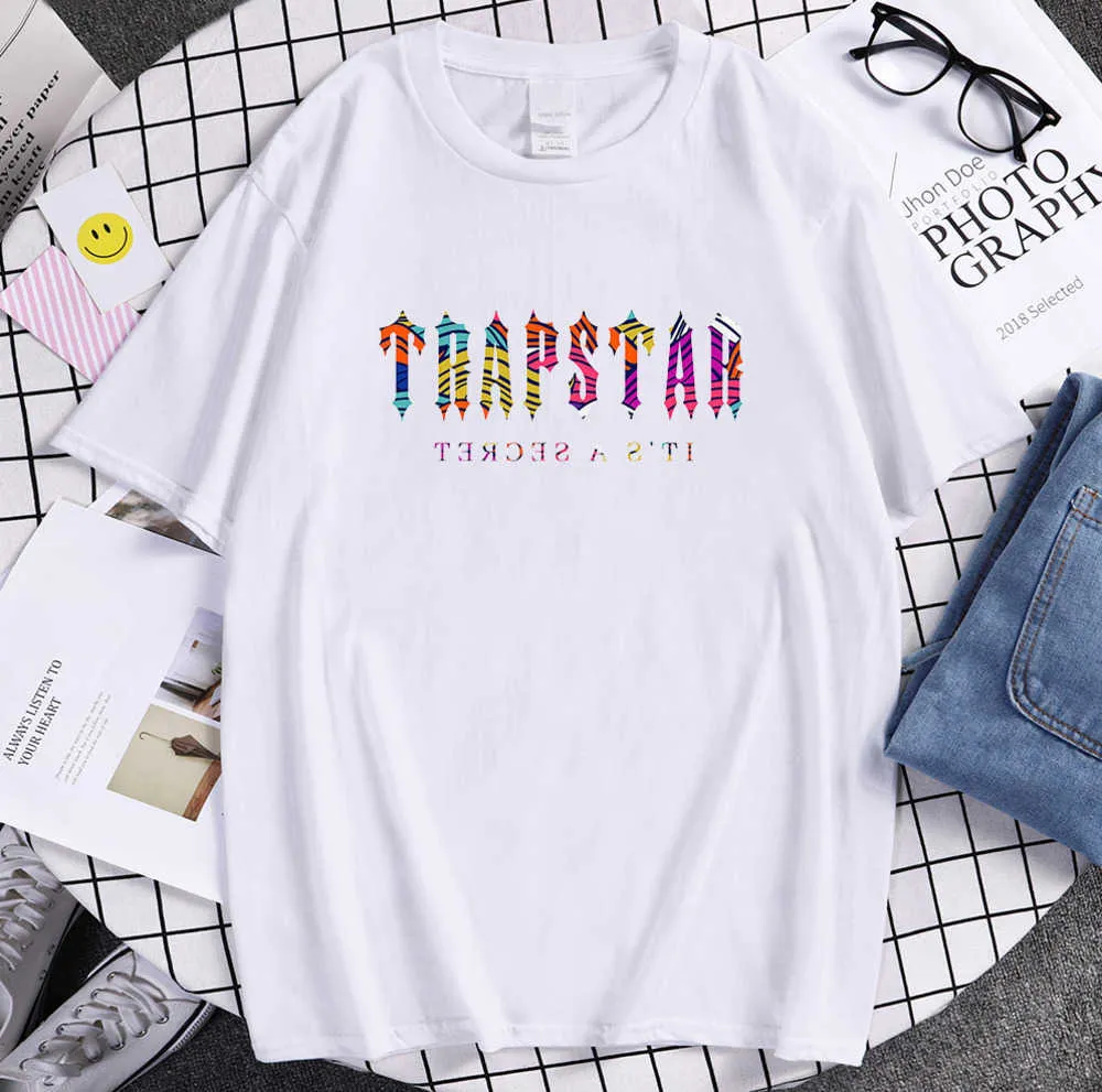 Tee Men Designer Lets Letnie Trapstar Trapstar Trapstar Męskie Dno Mężczyzna Niski swobodny t-koszulka Pianka Runki Tops TEE Ubrania Chłonne i oddychające