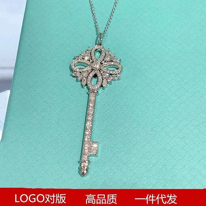 Original nouveau S925 argent Victoria Key série trésor chandail chaîne pendentif mode Versatiffayle cadeau