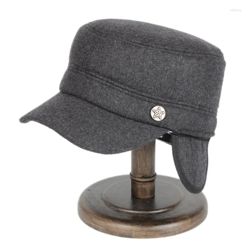 Шаровые шапки Оптовые весенние и зимние бейсбольные шапки для бейсболки с ушной майкой с ушной