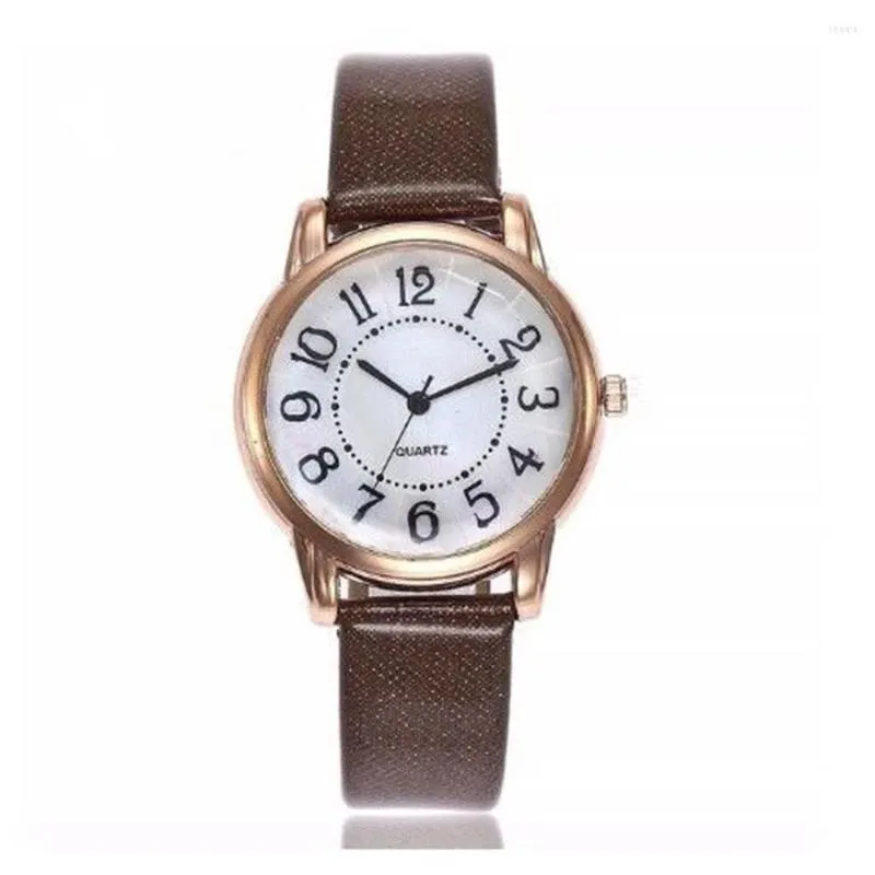 Wristwatches Fashion Women's Luxury Leather Band Analog Quartz Wrist Watch Digital Dial Ladies Women Dress Clock