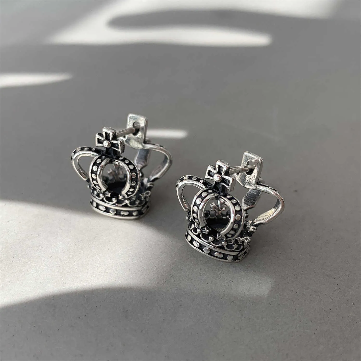 Stud Ponykiss Vintage 925 Srebrny Cross Hollow Hollow Crown Hoop Studs Kolczyki dla kobiet urocze biżuteria