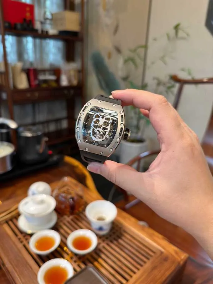 zegarki Wysokiej jakości RM052 Real Tourbillon Watch Fantasic Super Men Stray Watches IOBK Highend Quality Uhr ntpt All Carbon Fibre Case Montre Rd Luxe Reo