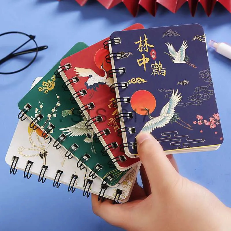 Notatniki Uwagi Koreańska kieszonkowa A7 Antique Crane Portable Notebook Student Cute Rollover Mini Gruby Cewki Pachnerza Kawaii Simple Journal X0715