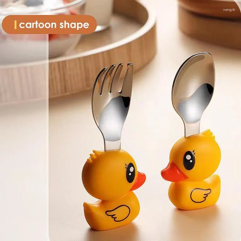 Set di stoviglie Baby Duck Forchetta Cucchiaio Set Manico in silicone Cartoon Easy Grip Utensile antiscivolo Lavabile in lavastoviglie Per la scuola materna di compleanno