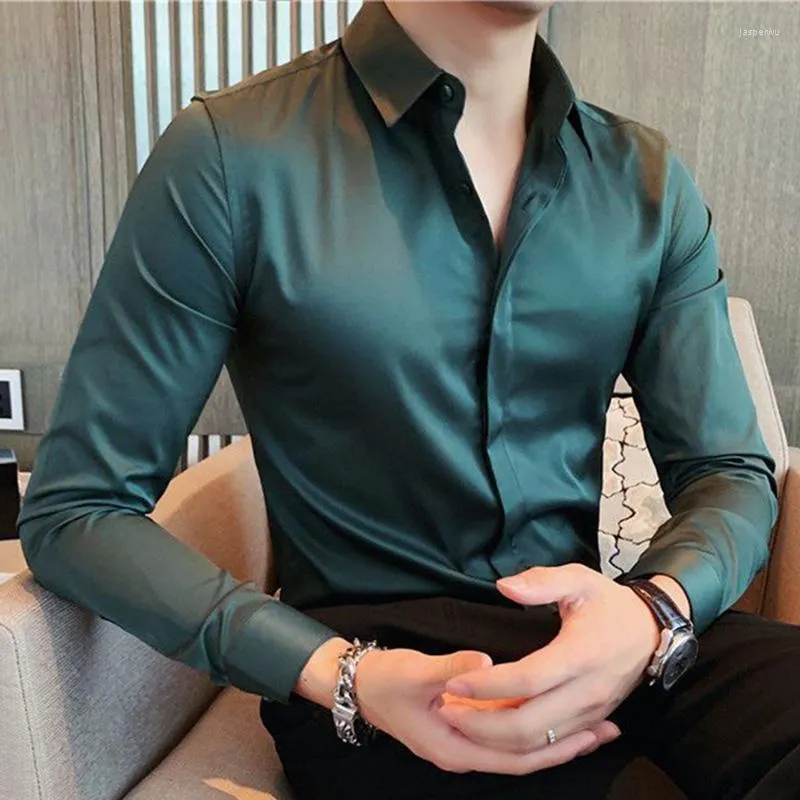 メンズドレスシャツファッションラペルボタンソリッドカラーオールマッチシャツ服2023秋の特大のカジュアルトップロングスリーブ韓国