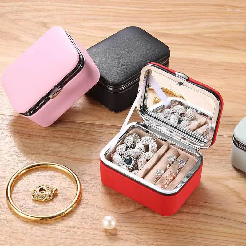 Pochettes à bijoux 2023 mode petite boîte de voyage en cuir Pu organisateur de bijoux affichage de stockage Portable pour les femmes