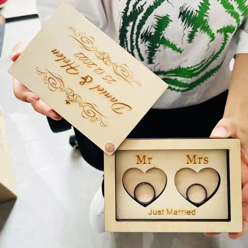 Fournitures de fête boîte à bagues de mariage personnalisée support de proposition de Grain de bois classique Vintage personnalisé rectangulaire