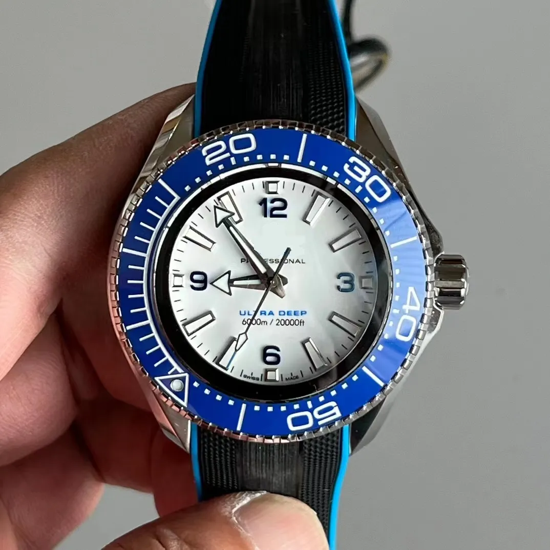 45,5 mm Big Tough Guy Men Watch Swimming Wristwatch Sapphire rostfritt armband Automatisk rörelse Diver's Watch 6000m 20000ft mättnadsdykning