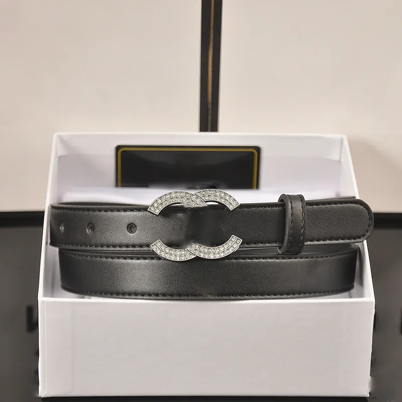 cinture per donna designer Cintura di design di lusso Cintura in vera pelle Fashion Trend Classic Retro Design Belt Diamonds Belt Multicolor 2.3cm Casual nice