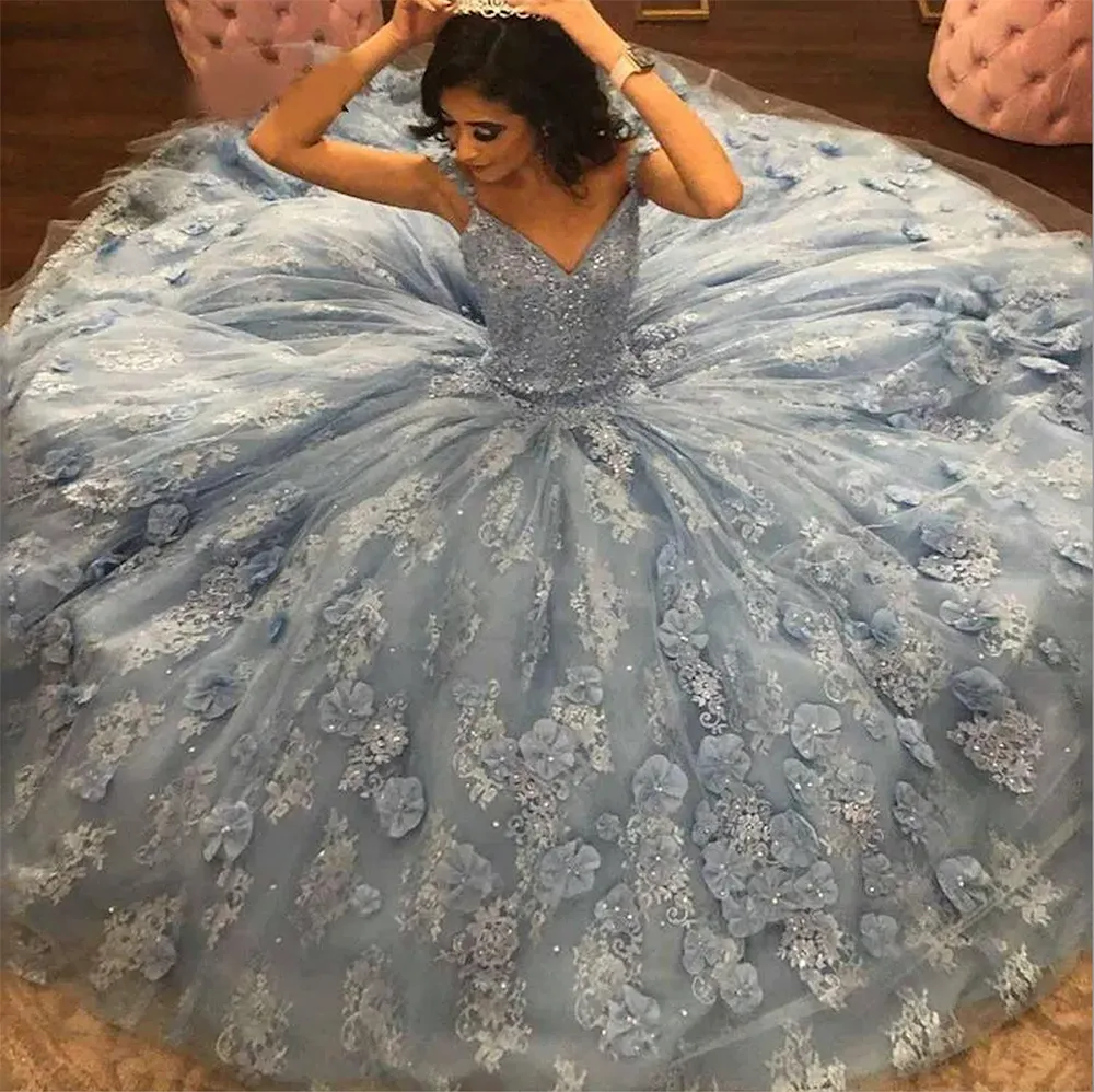 Stoffige blauwe quinceanera jurken riemen kanten applique kristallen handgemaakte bloem tule prinses sweet 16 verjaardagsfeestje baljurk vestido