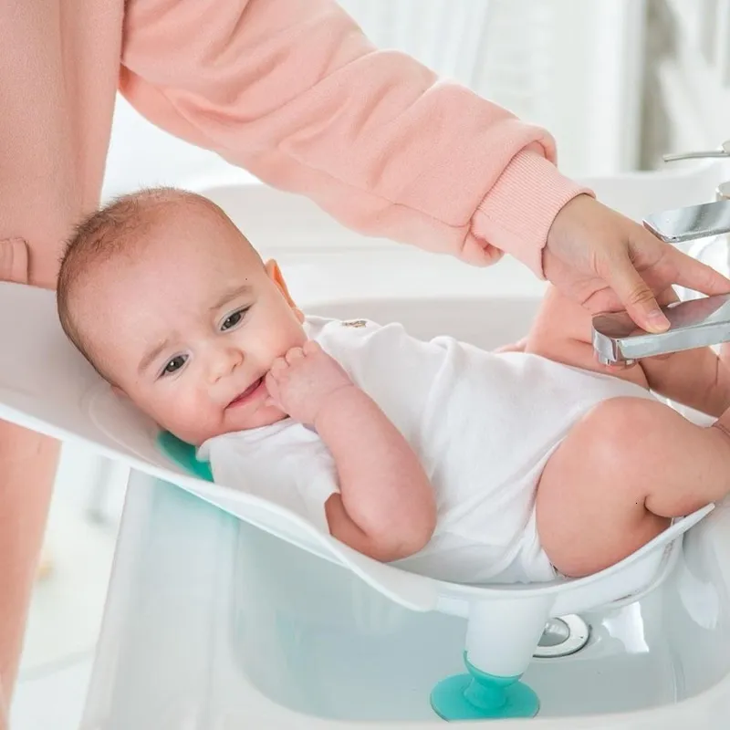 Vasche da bagno Sedili Neonato portatile Lavaggio del bambino Ass Artefatto Fart Bacino nato Forniture per vasca in PP Cura della vasca da bagno 230718