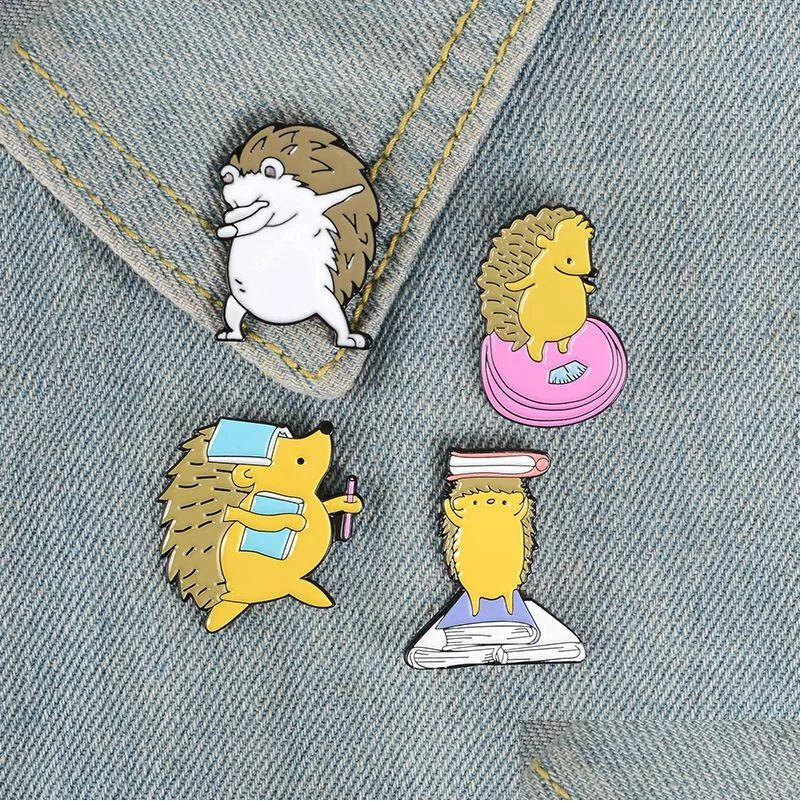 Pins Brooches Cute Hedgehog Enamel Pins Love Reading Hip Hop Animal Badge For Women Wholesale Weighing Cartoon Lapel Pin Shirt Bag Dhdtf