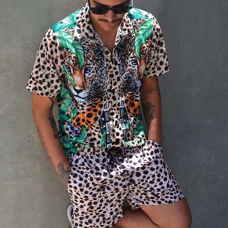 Herrspårar Europeiska och amerikanska mäns leopardtryck avslappnade mode tryckta skjorta strandbyxor kostym S-3XL 230717
