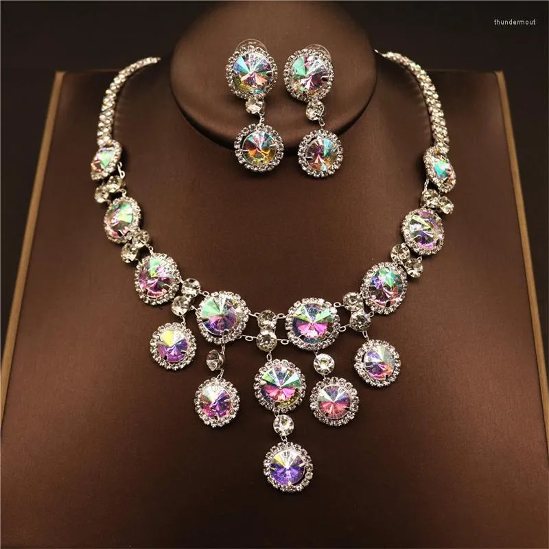 Pendant Necklaces Exquisite Round Necklace Earwear Set Vintage Multicolor Jewelry For Women