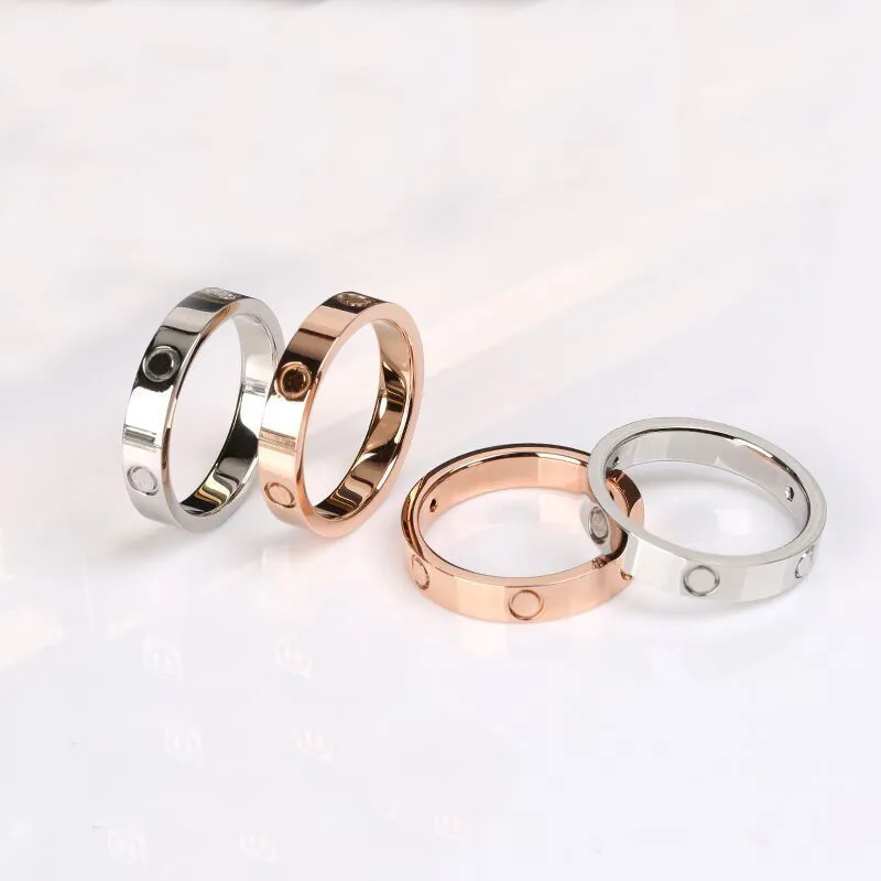 Anillos de diseño de corazón elegante anillo de amor redondo hip hop letras de metal Jewlery Designer for Women bague lujo plateado anillo de oro color plata moderno ZB014 F23