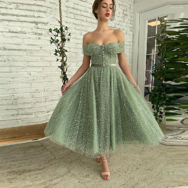 Abiti da festa Abito da sera scintillante con scollo a cuore Tulle verde con spalle scoperte - Lunghezza elegante abito da ballo formale con scollo a V Vestidos De Noche