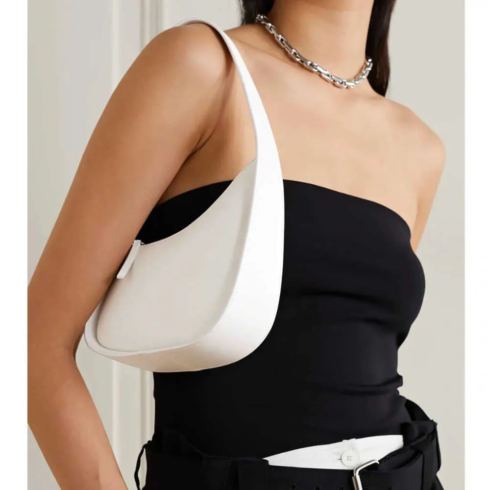 Mens Luxurys The Row Half Moon Bag Womens Fashion Designer Tote Shoulder Clutch Bags Hobo Crossbody Pochette Camera äkta läderhandväska