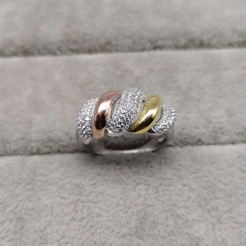 Bagues de cluster vente S925 argent personnalité européenne et américaine bague en diamant micro-incrusté hommes femmes mode bijoux préférés