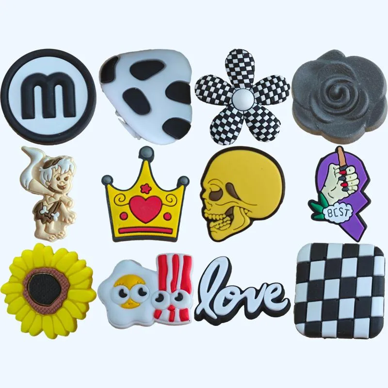 Shoe Parts Accessories Cartoon Cute Charms For Clog Sandals Unsex Decoration Party Birthday Gifts Best Love M Charm Drop Delivery Otdvr