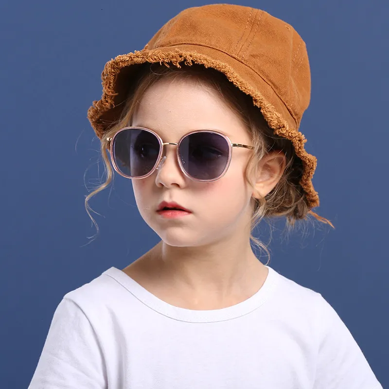 Protetor solar infantil Moda para crianças Vintage Meninos Meninas Bebê Óculos de sol UV400 Óculos Cool Classic Gradient Polarized Lens D3053 230718