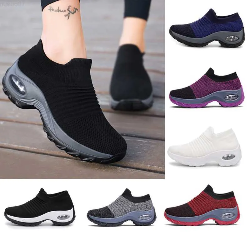 Sapatos sociais femininos tênis de malha respirável meia sem cadarço para aumentar a altura calçado feminino ao ar livre tênis feminino plataforma grossa inferior L230717