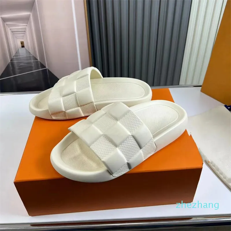 2023-Waterfront Pool Slide Mule Herren Slipper Designer Sandale Maxi Gummi Slipper Designer Luxus Komfort leichte flexible Gummiaußensohle Übergröße