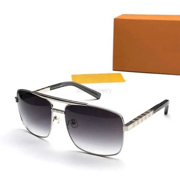 Классическое отношение солнцезащитные очки для мужчин Женские квадратные рамки v Дизайнерские солнцезащитные очки Unisex UV400 Защита Золотые очки рамы очков